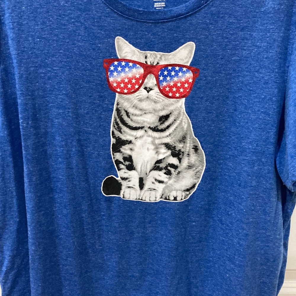 Size XXL (20) Women’s Patriotic Cat Short Sleeve Tee Shirt - Picture 2 of 7